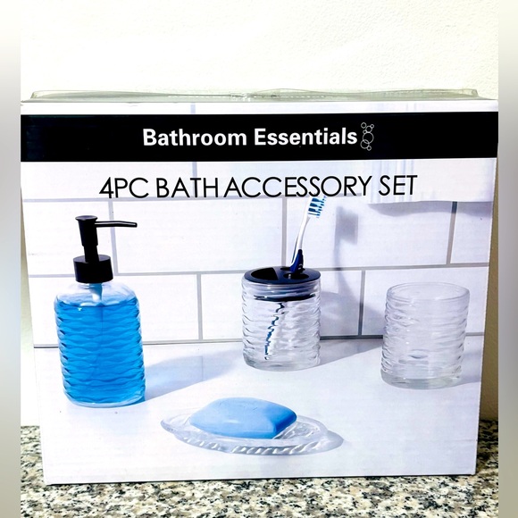 Bathroom Essentials 4 Piece Bathroom Accessory Set NEW - Picture 3 of 4